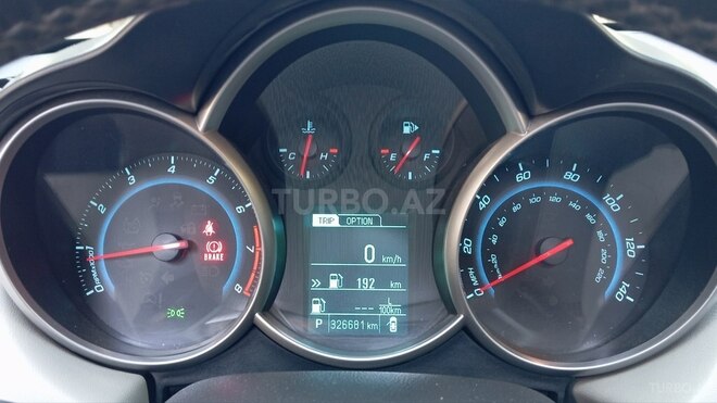 Chevrolet Cruze 2014, 326,681 km - 1.4 л - Bakı