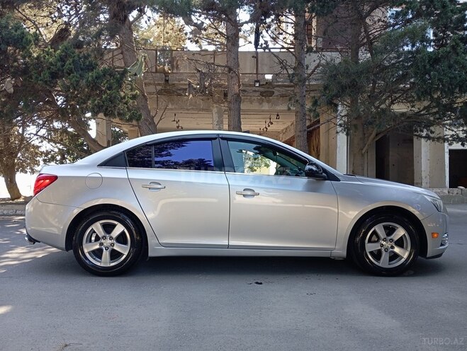 Chevrolet Cruze 2014, 326,681 km - 1.4 л - Bakı