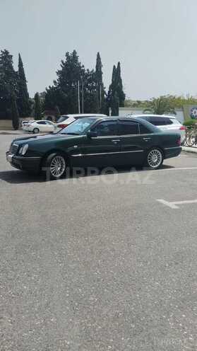 Mercedes E 240 1997, 300,000 km - 2.4 l - Bakı