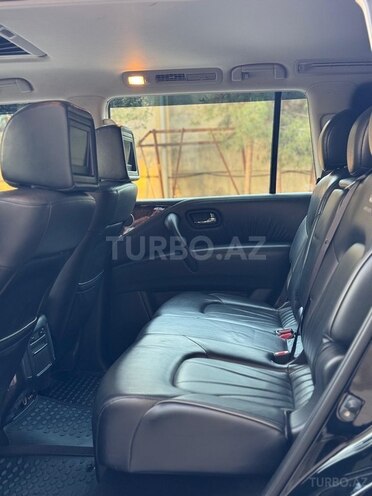 Infiniti QX56 2013, 118,000 km - 5.6 л - Gəncə