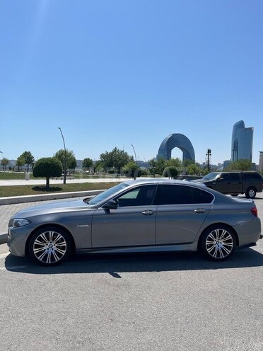BMW 520 2015, 250,000 km - 2.0 l - Bakı