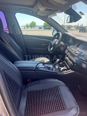 BMW 520 2015, 250,000 km - 2.0 l - Bakı