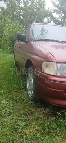 Ford Escort 1992, 501,610 km - 1.8 l - Şəki
