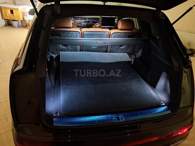 Audi Q7 2017, 134,445 km - 3.0 l - Bakı