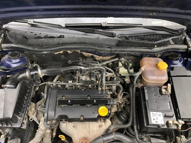 Opel Astra 2004, 284,475 km - 1.4 l - Mingəçevir