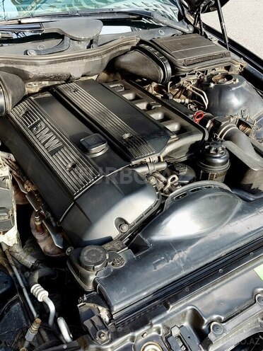 BMW 528 1998, 374,000 km - 2.8 l - Bakı