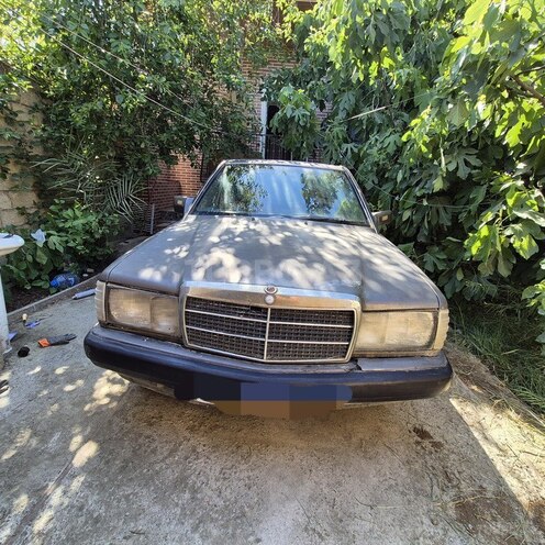 Mercedes 190 1990, 246,300 km - 2.0 l - Bakı