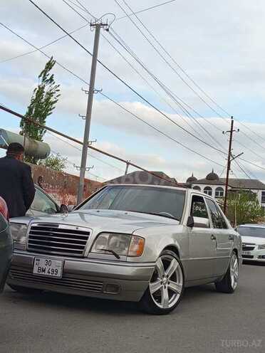 Mercedes E 220 1993, 446,258 km - 2.2 l - Bakı