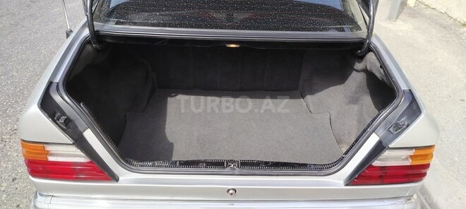 Mercedes E 220 1993, 446,258 km - 2.2 l - Bakı