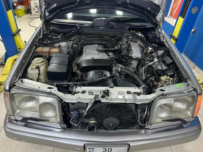 Mercedes E 220 1993, 446,258 km - 2.2 l - Bakı