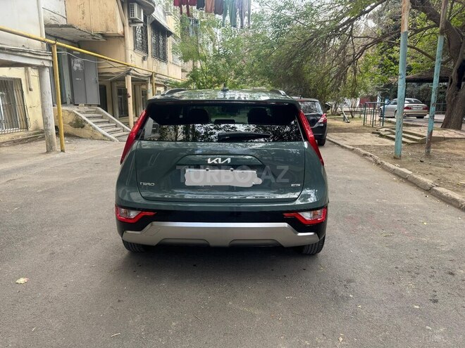 Kia Niro 2023, 10,800 km - 1.6 л - Bakı