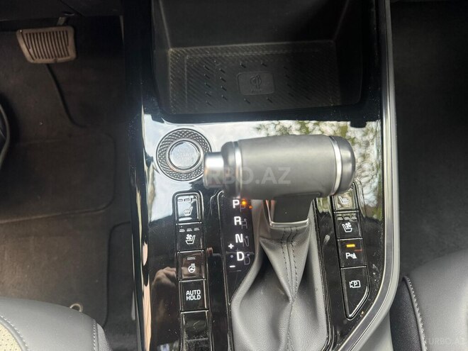 Kia Niro 2023, 10,800 km - 1.6 л - Bakı