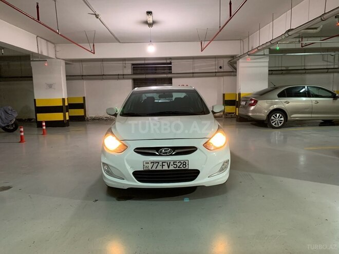 Hyundai Accent 2011, 206,000 km - 1.6 l - Bakı