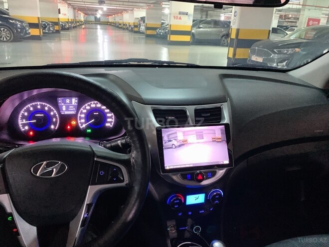 Hyundai Accent 2011, 206,000 km - 1.6 l - Bakı