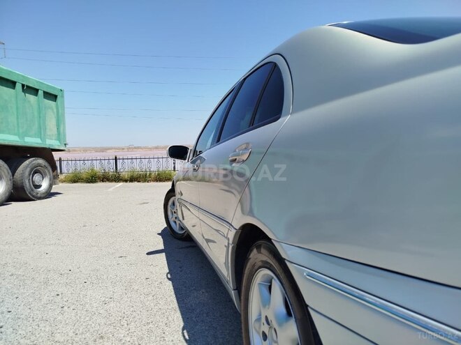 Mercedes C 200 2000, 300,000 km - 2.0 l - Bakı