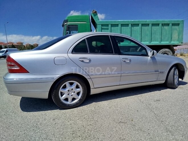 Mercedes C 200 2000, 300,000 km - 2.0 l - Bakı