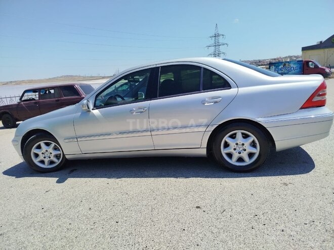Mercedes C 200 2000, 300,000 km - 2.0 l - Bakı