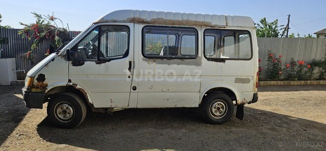 Ford Transit 1993, 400,000 km - 2.5 l - Masallı
