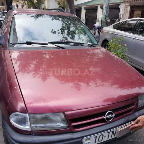 Opel Astra 1994, 250,000 km - 1.6 l - Bakı