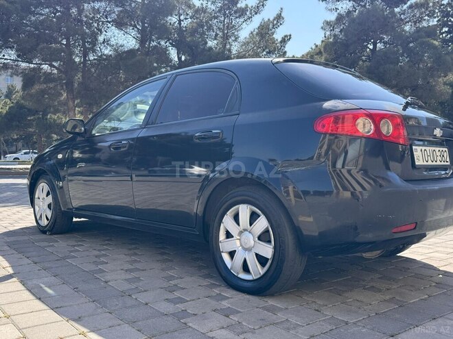 Chevrolet Lacetti-4