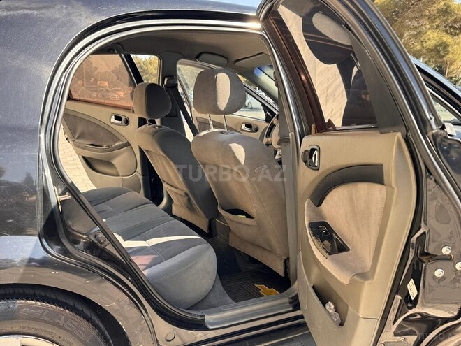 Chevrolet Lacetti-13
