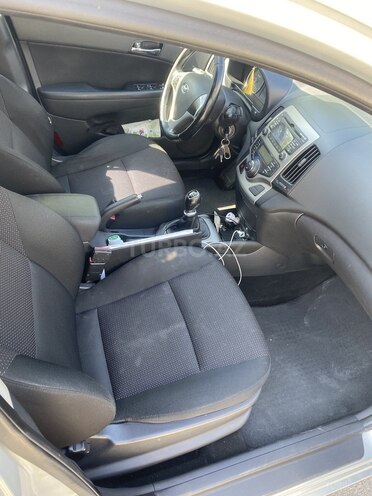 Hyundai i30 2010, 343,000 km - 1.6 l - Xırdalan