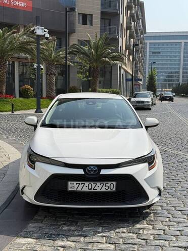 Toyota Corolla 2019, 130,000 km - 1.8 l - Bakı