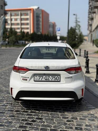 Toyota Corolla 2019, 130,000 km - 1.8 l - Bakı
