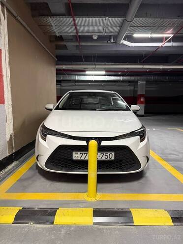 Toyota Corolla 2019, 130,000 km - 1.8 l - Bakı