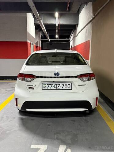 Toyota Corolla 2019, 130,000 km - 1.8 l - Bakı