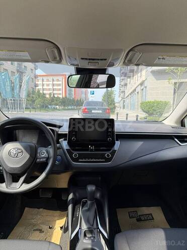 Toyota Corolla 2019, 130,000 km - 1.8 l - Bakı