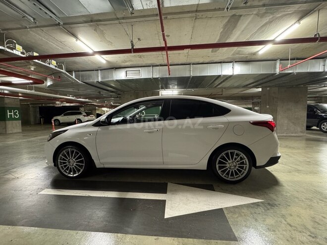 Hyundai Accent 2021, 51,991 km - 1.6 л - Bakı