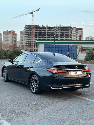Lexus ES 300h 2022, 54,000 km - 2.5 л - Sumqayıt