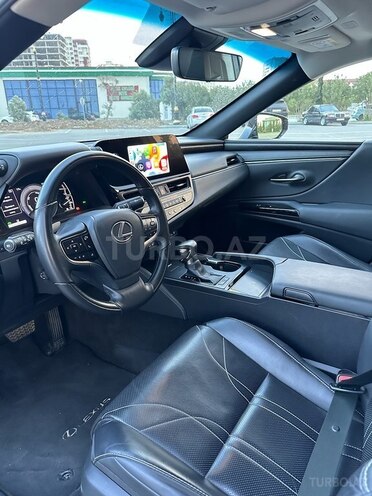 Lexus ES 300h 2022, 54,000 km - 2.5 л - Sumqayıt