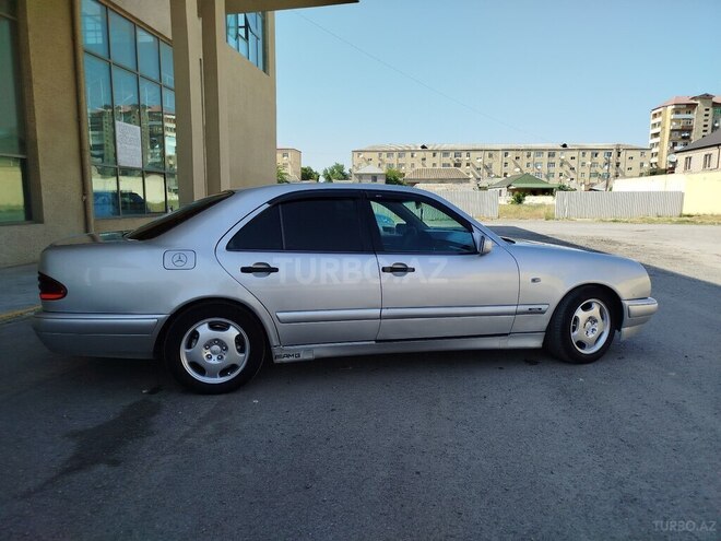 Mercedes E 220 d 1998, 650,000 km - 2.2 л - Salyan