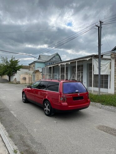 Volkswagen Passat 2002, 295,000 km - 1.9 l - Bərdə