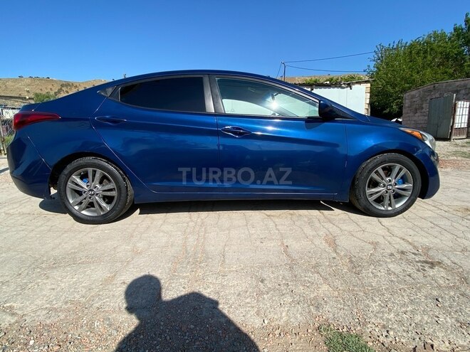 Hyundai Elantra 2015, 301,208 km - 1.8 л - Bakı