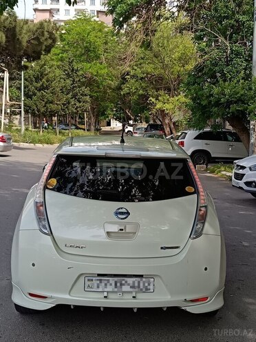 Nissan Leaf 2011, 175,000 km - 0.0 l - Bakı