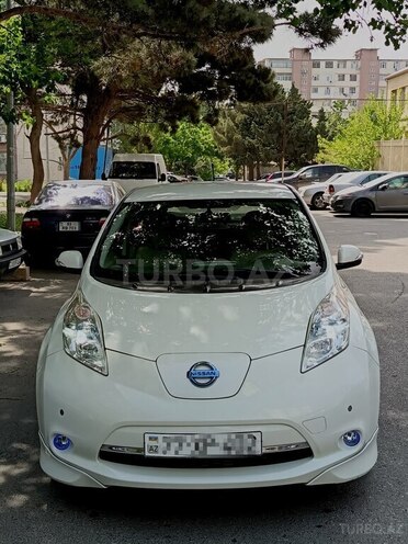 Nissan Leaf 2011, 175,000 km - 0.0 l - Bakı