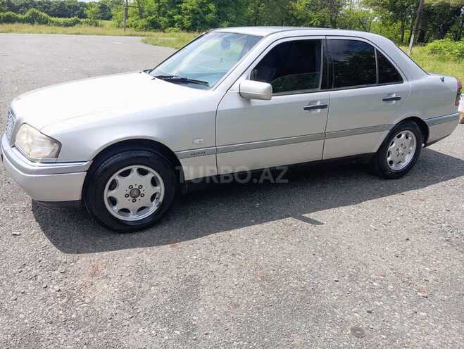 Mercedes C 200 1996, 180,000 km - 2.0 l - Qax