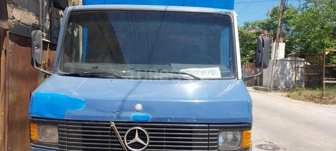 Mercedes 709 D 1992, 300,000 km - 4.0 l - Bakı