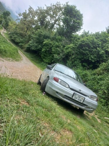 Hyundai Accent 1995, 314,756 km - 1.5 л - Şəki