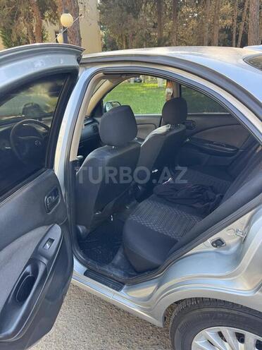 Nissan Sunny 2005, 283,277 km - 1.6 л - Masallı