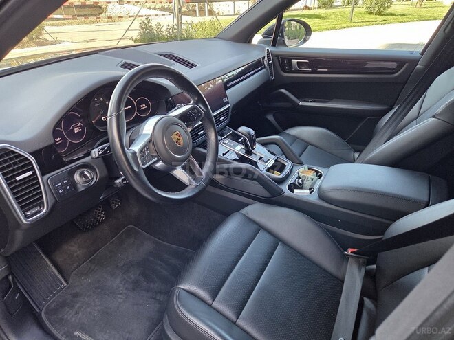 Porsche Cayenne 2021, 28,000 km - 3.0 l - Bakı