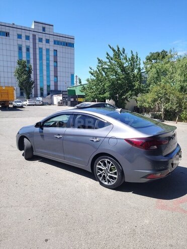 Hyundai Elantra 2019, 119,600 km - 2.0 l - Bakı