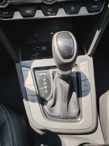 Hyundai Elantra 2019, 119,600 km - 2.0 l - Bakı