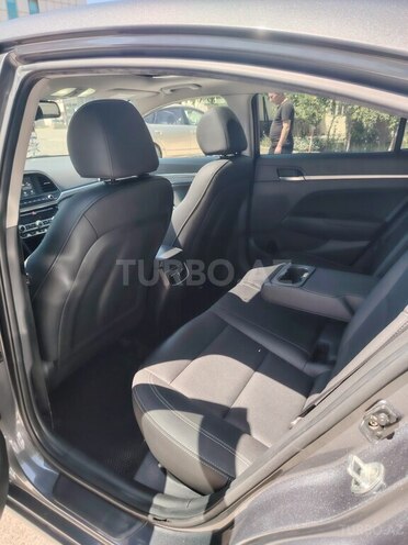 Hyundai Elantra 2019, 119,600 km - 2.0 l - Bakı