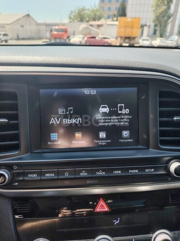 Hyundai Elantra 2019, 119,600 km - 2.0 l - Bakı