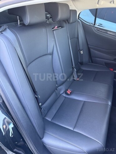 Lexus ES 200 2022, 40,510 km - 2.0 l - Bakı