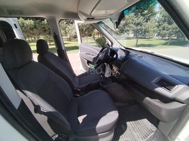 Fiat Doblo 2014, 186,521 km - 1.4 l - Bakı